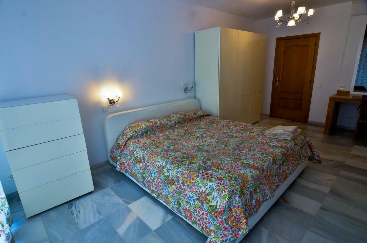 Alcazaba Beach Apartment 3302 Estepona Exterior foto